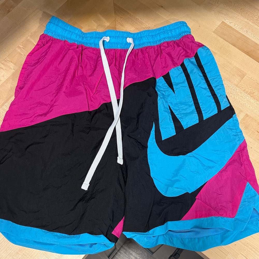 Nike Futura